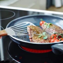 GreenPan Cambridge Hapjespan Met Deksel 24cm - Zwart - Inductie - PFAS-vrij -Huis Keuken 1200x1199 23