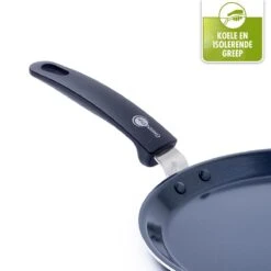 GreenPan Essentials Pannenkoekenpan 24cm - Zwart - Inductie - PFAS-vrij 16 GreenPan Essentials Pannenkoekenpan 24cm - Zwart - Inductie - PFAS-vrij -Huis Keuken 1200x1200 1421