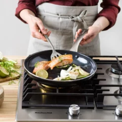 GreenPan Koekenpan - Royal Black - ø 28 Cm - Keramische Anti-aanbaklaag 9 GreenPan Koekenpan - Royal Black - ø 28 Cm - Keramische Anti-aanbaklaag -Huis Keuken 1200x1200 415