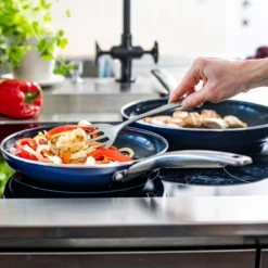 Blue Diamond, Keramische Koekenpan Verrijkt Met Diamantdeeltjes – Inductie Koekenpan Ø 24 Cm – PFAS En PHOA Vrij -Huis Keuken 1200x1200 446