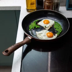 Nuovva Koperen Koekenpan - Keramische Antikleeflaag – Houten Handvat Koekenpan - Ø 24 Cm Inductie - PTFE-vrij -Huis Keuken 1200x1200 562