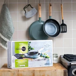 GreenPan Mayflower Koekenpannenset Ø 20cm + Ø 24cm + 1 Accessoire - Lichtblauw - Inductie - PFAS-vrij -Huis Keuken 1200x1200 689