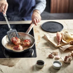 Demeyere Classico 3 RVS Koekenpan – Koekenpan Inductie - 28 Cm – PTFE-vrij -Huis Keuken 1200x1200 823