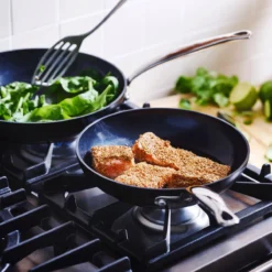 GreenPan Barcelona Infinity Pro Koekenpan 32cm - Zwart - Inductie - PFAS-vrij -Huis Keuken 1200x1200 870