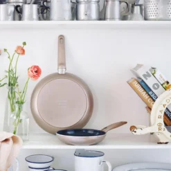 GreenPan Cambridge Koekenpan 20cm - Brons - Inductie - PFAS-vrij 24 GreenPan Cambridge Koekenpan 20cm - Brons - Inductie - PFAS-vrij -Huis Keuken 1200x1200 878