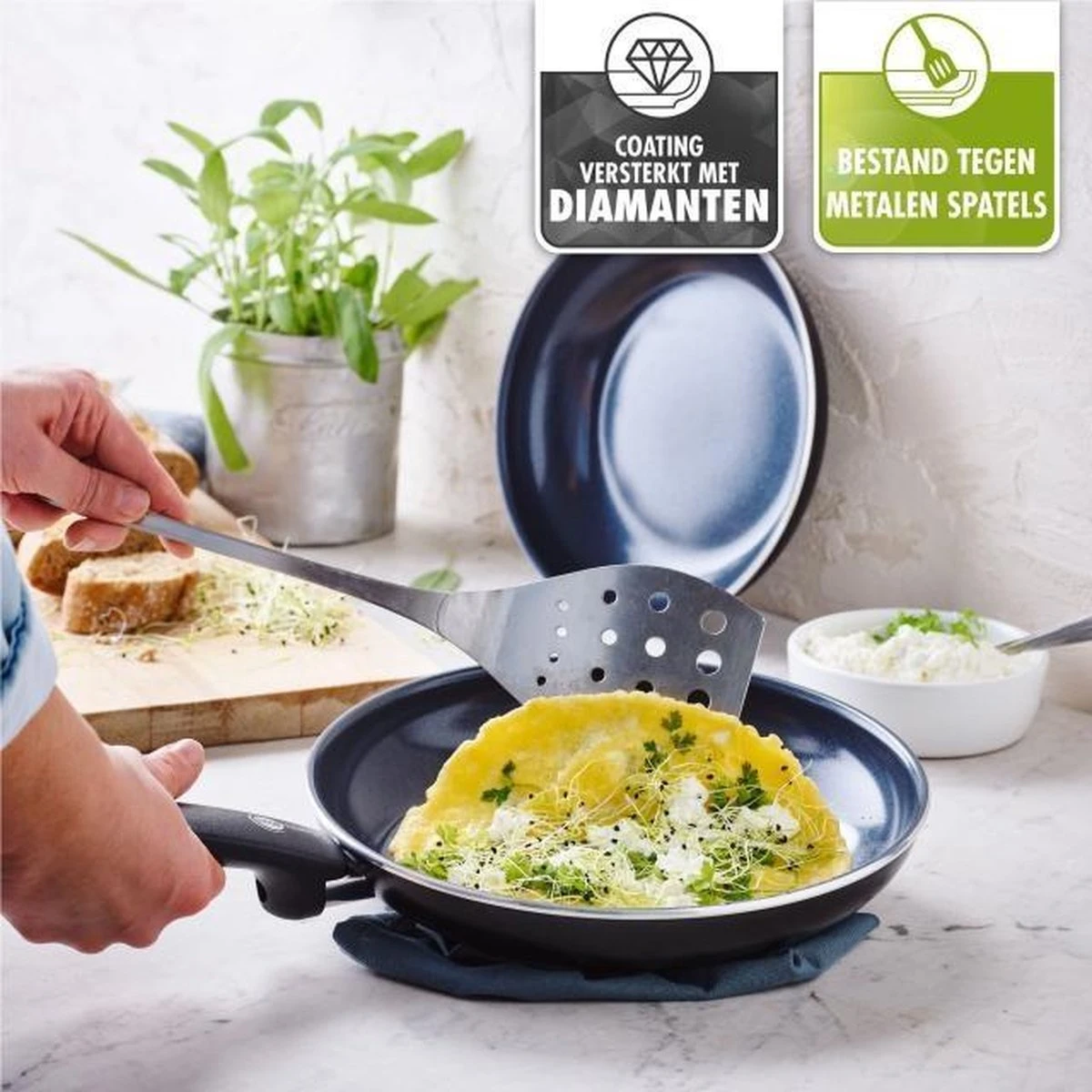 GreenPan Cambridge Keramische Koekenpan - Ø32 Cm - PFAS-vrij 8 GreenPan Cambridge Keramische Koekenpan - Ø32 Cm - PFAS-vrij - Afbeelding 8