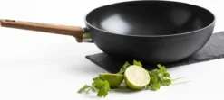 Gero Mark Wok Ø 28 Cm - Aluminium - Inductie - PFAS-vrij -Huis Keuken 1200x541 1