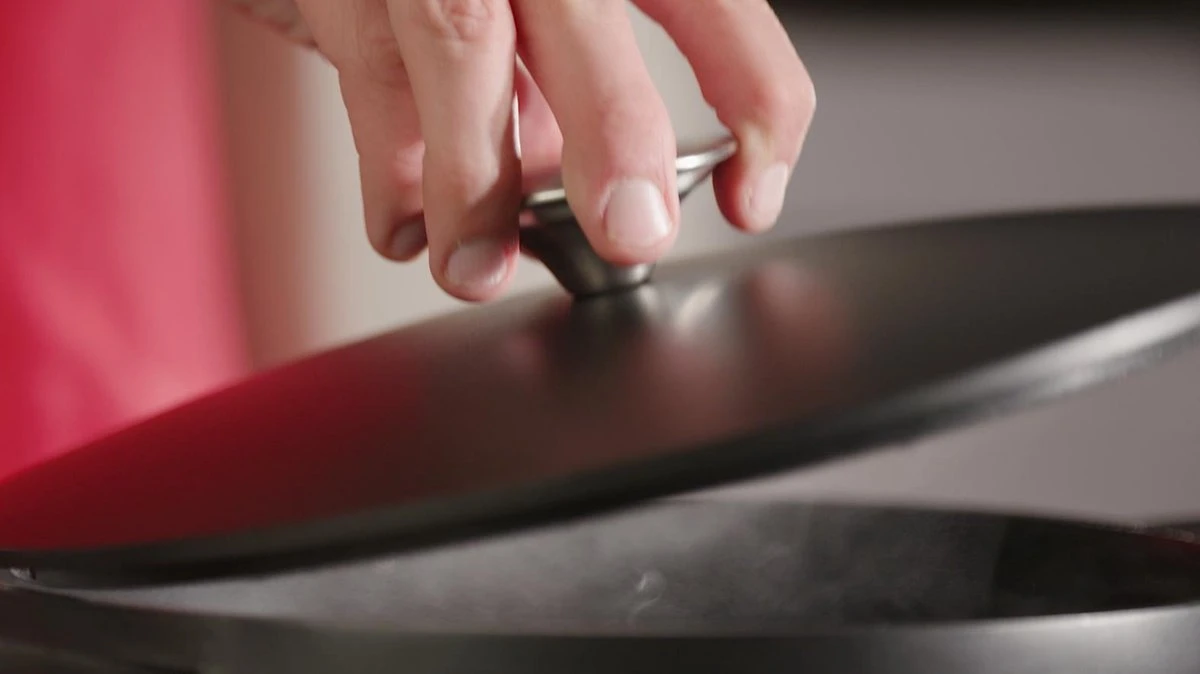 Tefal Trattoria Braadpan - Ø28 Cm - Inclusief Deksel 18 Tefal Trattoria Braadpan - Ø28 Cm - Inclusief Deksel - Afbeelding 18