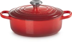 Le Creuset - Gietijzeren - Lage Braadpan - 24cm - Kersenrood -Huis Keuken 1200x695 2