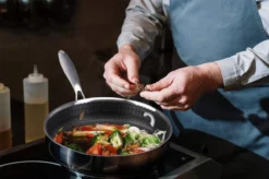 Honingraat Heavy Duty Anti-aanbak Koekenpan - Steelpan - Wok - Met Deksel 30 Cm - Gas - Elektrisch - Inductie - Oven -Huis Keuken 1200x799 72