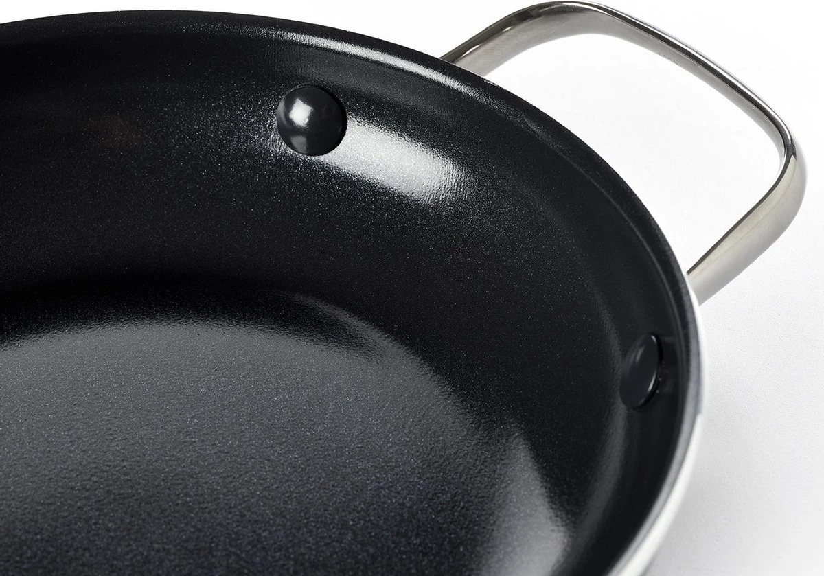 Dagelijkse Kost Door Jeroen Meus - Koekenpan ø24cm - Inductie - Anti-aanbak - PFAS-vrij 6 Dagelijkse Kost Door Jeroen Meus - Koekenpan ø24cm - Inductie - Anti-aanbak - PFAS-vrij - Afbeelding 6