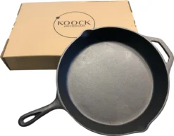 Koock Amsterdam® Skillet - Gietijzer - 25cm - Koekenpan - Geschikt Voor Alle Warmtebronnen -Huis Keuken 1200x944