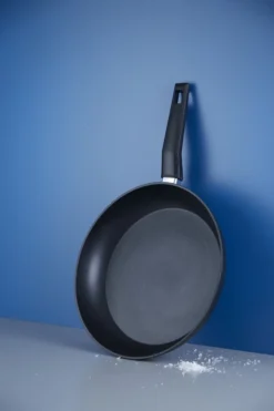 DAY Koekenpan - Ø32CM - Dubbele Antiaanbaklaag 8 DAY Koekenpan - Ø32CM - Dubbele Antiaanbaklaag -Huis Keuken 800x1200 10