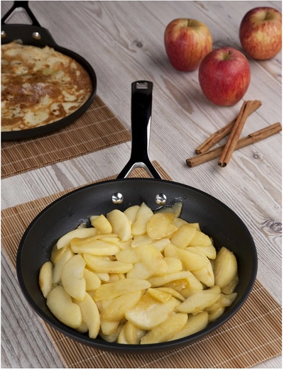 Le Creuset Koekenpan Les Forgées TNS - ø 28 Cm - Standaard Anti-aanbaklaag 6 Le Creuset Koekenpan Les Forgées TNS - ø 28 Cm - Standaard Anti-aanbaklaag - Afbeelding 6
